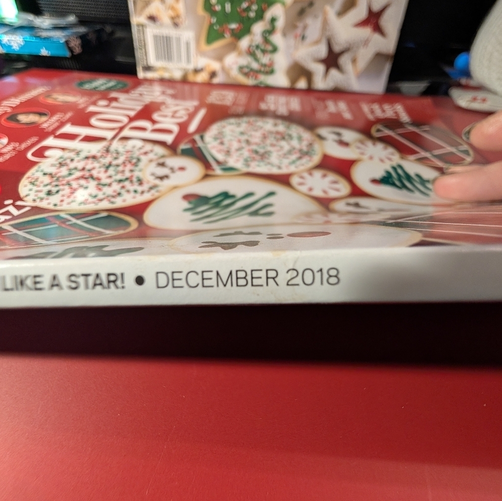 Food Network Holiday & Best of Holiday Baking Magazines - Picture 4 of 10